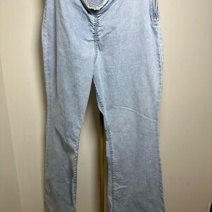 Wild Fable Light Wash Flare Jeans